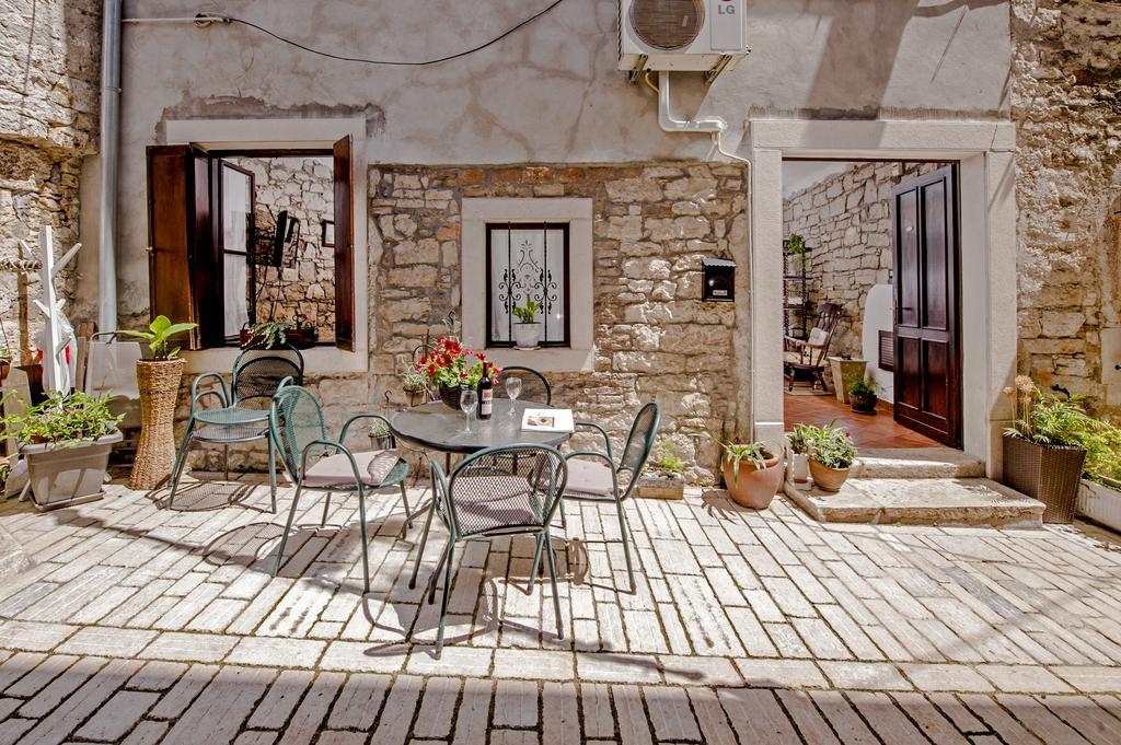 Apartments Taylor Rovinj Exterior foto